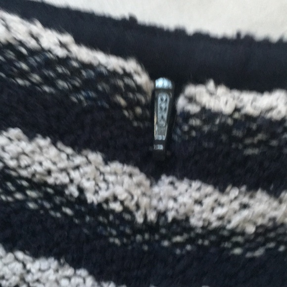 theory Lyerly Boucle skirt - Picture 7 of 7